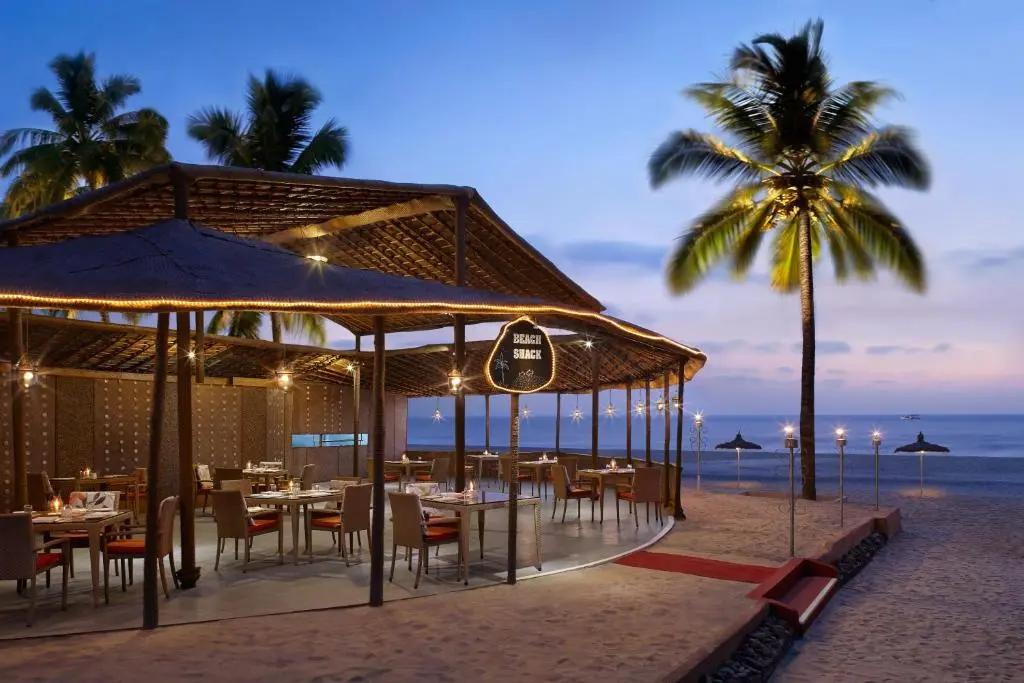 caravela beach resort 02 goa hotels