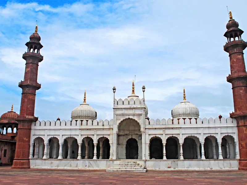 red fort moti masjid